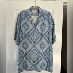 Tommy Bahama Blue and Gray Casual Button Down Shirt